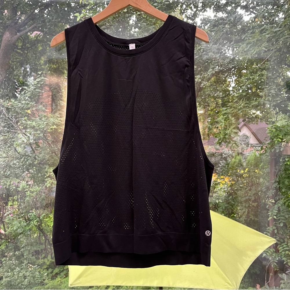Lululemon Gym Jogger Top